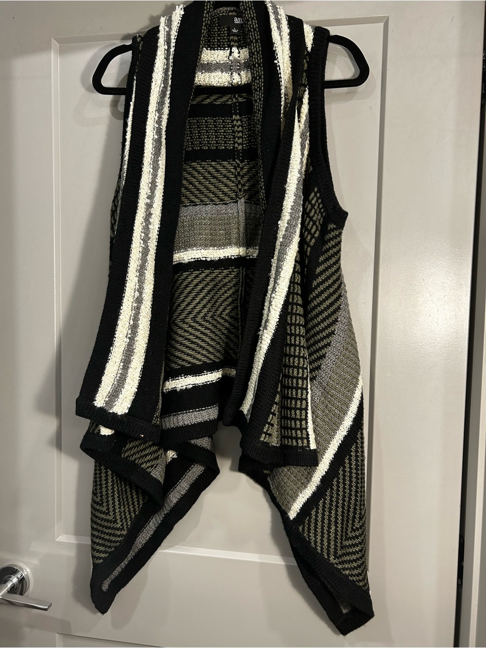 a.n.a | Open-Front Knit Vest | Women’s | Black, Gray, Army Green Striped | Large